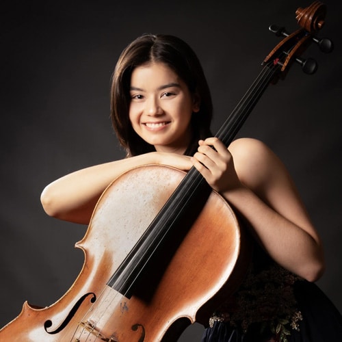 square-bernard_mia_cello