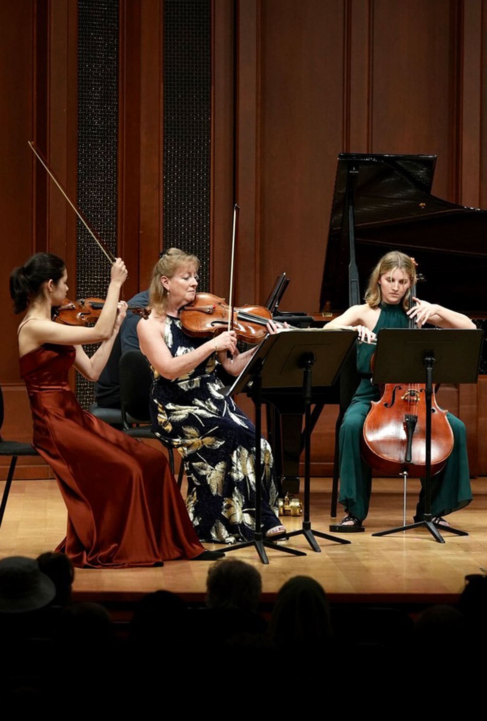 x2: Cynthia Phelps: Femme Focus